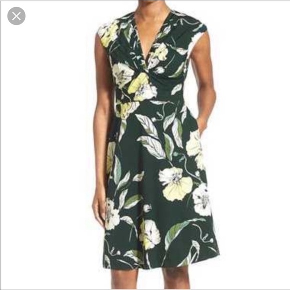 Classiques Entier Dresses & Skirts - Classiques Entier Green Silk Blend Floral Dress Spring